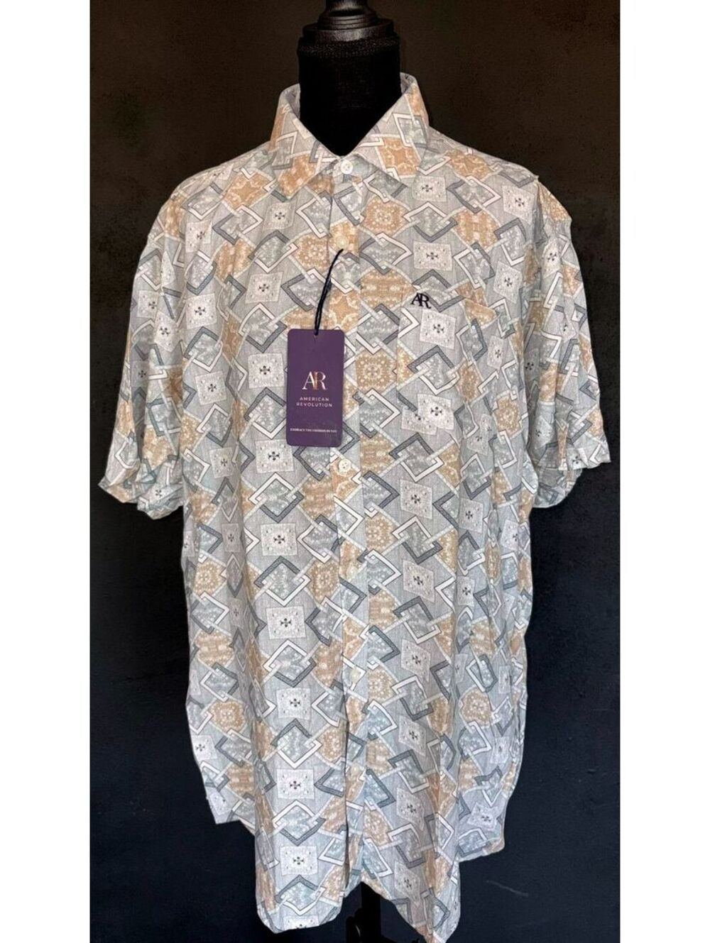 NWT American Revolution Button-Up, Size XL